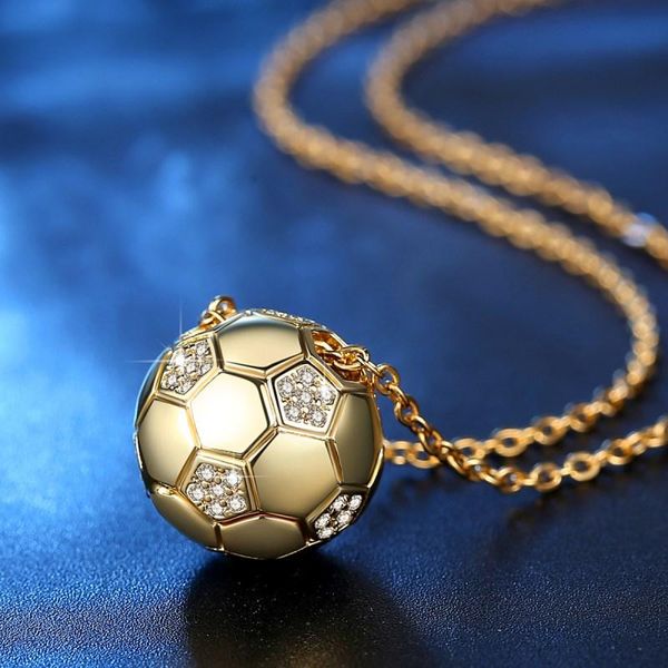 Collane con ciondolo Collana sportiva Calcio con catena Zircone Calcio Colore oro Donna Sport Ball Jewelry