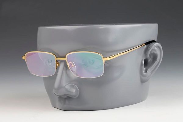 Mode Sonnenbrillen Herren Rahmen Vintage Quadratische Sonnenbrille für Frau Carti Brille Titan Optischer Feiner Seidenrahmen Transparente Brücke Numb CGSJ