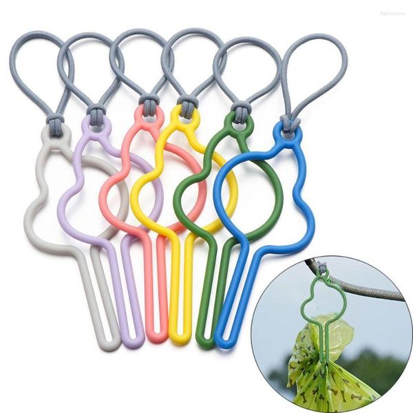 Capas de assento de carro para cachorro Acessórios para reboque de segurança ao ar livre Acessórios para cocô Poop Backet Pet Descenser Handsfree Clip lixo Suporte