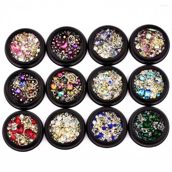 Decorazioni per nail art Borchie in metallo dorato Gioielli con strass Rivetto Perle Miscele Taglie Perline Cornice Paillettes Manicure Decorazione 3D 12 pezzi / set