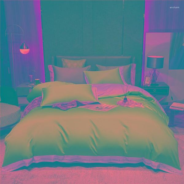 Bettwäsche-Sets aus reiner Baumwolle, vierteilige Heimtextilien, einfacher Stil, langstapelige Satin-Bettwäsche, Bettbezug