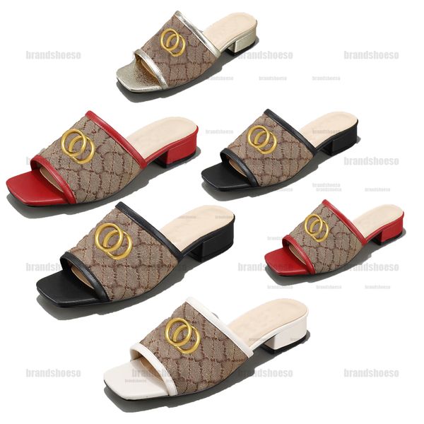 Designer Estate Ciabatte da spiaggia moda Mocassini Lazy Infradito con tacco basso in pelle Lettere lady Cartoon Slides scarpe da donna Sandali da donna in metallo Grandi dimensioni guccie 35-41