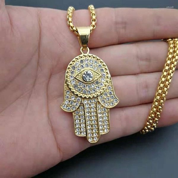 Collane con ciondolo 2023 Trendy Uomo Acciaio al titanio Placcato oro Pieno strass Mano di Fatima Collana Gioielli di personalità religiosa