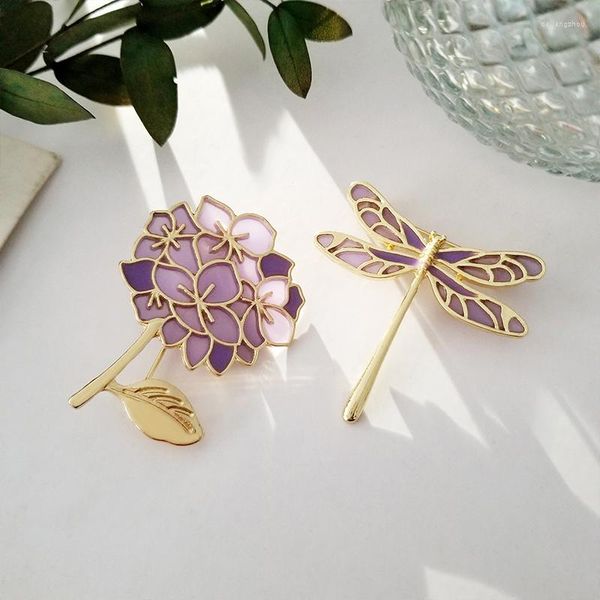 Broches lilás roxo lilás robeira esmalte pino de mola de mola de broche de broche roupas lapela elegante jóias de flores para amante de esposa