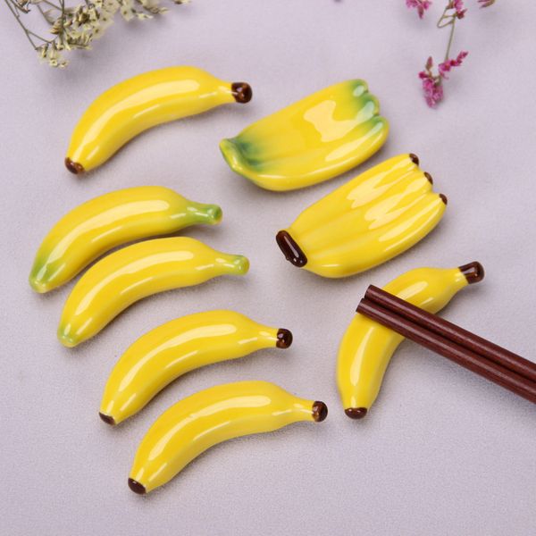 Supporto per bacchette di banana Riposo per bacchette in ceramica Portapenne creativo Uso quotidiano per la casa Piccoli ornamenti