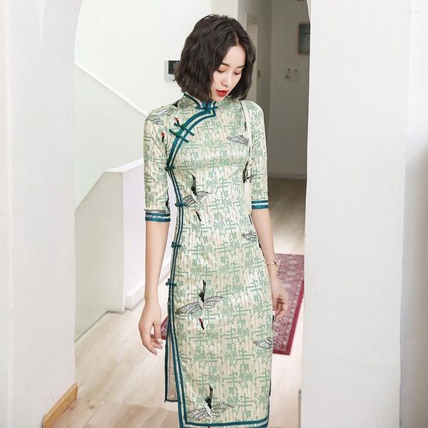 Ethnische Kleidung Spitze Cheongsam Sexy 2023 Frühling und Sommer Dreiviertelärmel mittellange Retro-chinesischer Stil schlanke junge Modellkleider