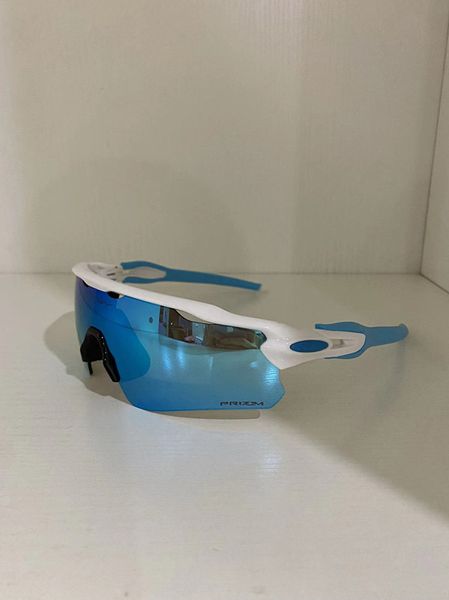 Bisiklet Güneş Gözlüğü Gözlükleri UV400 Polarize Siyah Lens Bisiklet Gözlük Sporları Binicilik Gözlükleri MTB Bisiklet Gözlükleri Erkekler İçin Kılıf