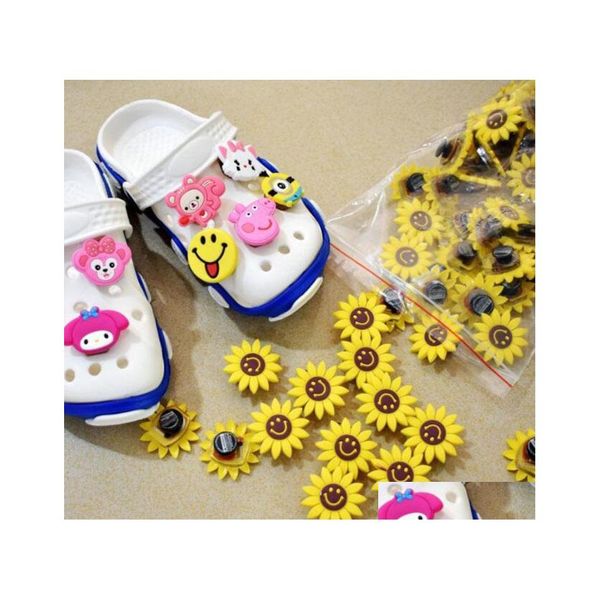 Parti di scarpe Accessori Led Croc Charms Cute Cartoon Animal Glow In The Dark Shoecharms Buckle Decoration Gift Drop Delivery Shoes Dhmun