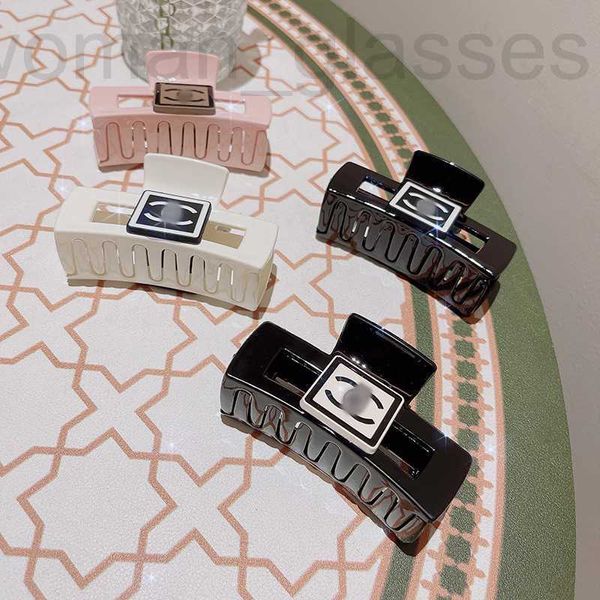 Fermagli per capelli Barrettes designer francese fragrante nonna fermaglio quadrato in bianco e nero, stile elegante, forcina di squalo, accessori di alta qualità DX4Q