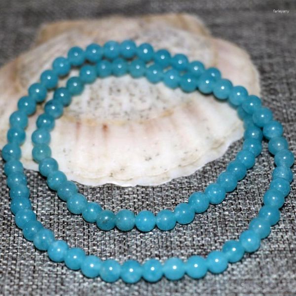 Strand Charms 3 Rows Pulseiras para mulheres 6mm Natural Blue Jades Stone Beads Rodadas Chalcedony Multilayer Jewelry 18inch B2892