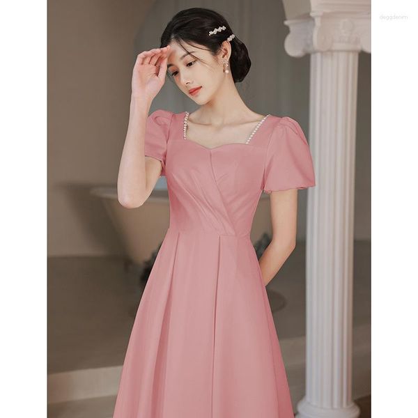 Partykleider Rosa Mittellanges Abendkleid Frauen Quadratischer Ausschnitt Perlen Plissee Cocktail Elegantes modernes A-Linien-Abschlussballkleid mit Blasenärmeln