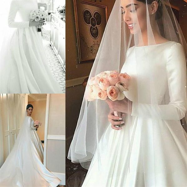 Abiti da sposa in raso dal design semplice 2020 Abiti da sposa con scollo a barchetta a maniche lunghe modesti Abiti da sposa formale Robe de mariage272H