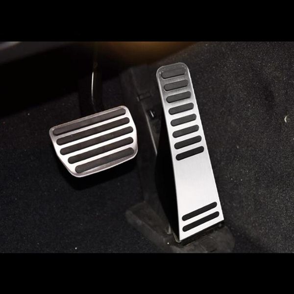 Decalcomanie per la decorazione del pedale del freno dell'acceleratore 2 pezzi per Volvo XC90 S90 V90 Accessori interni per auto in acciaio inossidabile196k