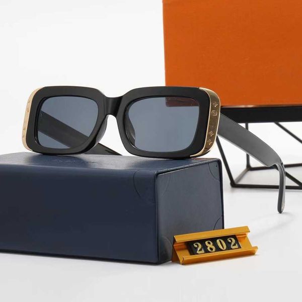 2023 Novo designer de luxo no exterior novo D home online óculos de sol masculinos e femininos vermelhos óculos quadrados de viagem 2802