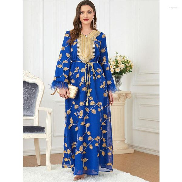 Abiti casual 2023 Arrivo Blu Abaya Dubai Islamic Turkey Abito allentato da festa con ricamo a maniche lunghe musulmane