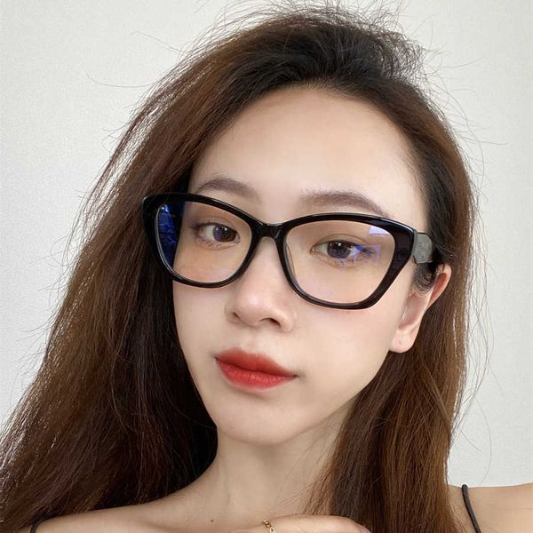 2023 occhiali da sole firmati di lusso New P Pop Home Fashion Women's Big Face Show Thin Red Book Hot Popularity Irregular Black Frame Glasses