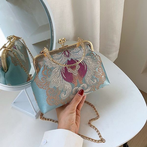 Вечерние сумки китайская вышивка Cheongsam Bag Женский костюм Элегантный ретро -сумочка антикварная тенденция 230731