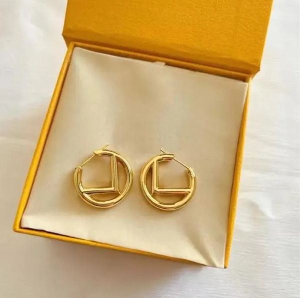 Orecchini a cerchio da donna Orecchini in oro premium con diamanti Orecchini a bottone di design Cerchi di lusso Orecchini con design a lettera di marca F Gioielli di moda Wi2024