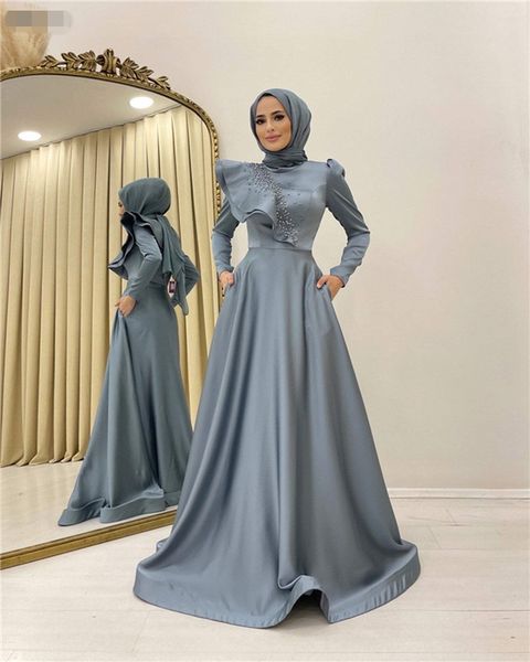 Robes De Soiree Maniche lunghe Abiti da ballo musulmani Abiti da sera con tasca Raso Perline di cristallo Una linea Collo alto Arabo Dubai Abiti da sera formali per le donne