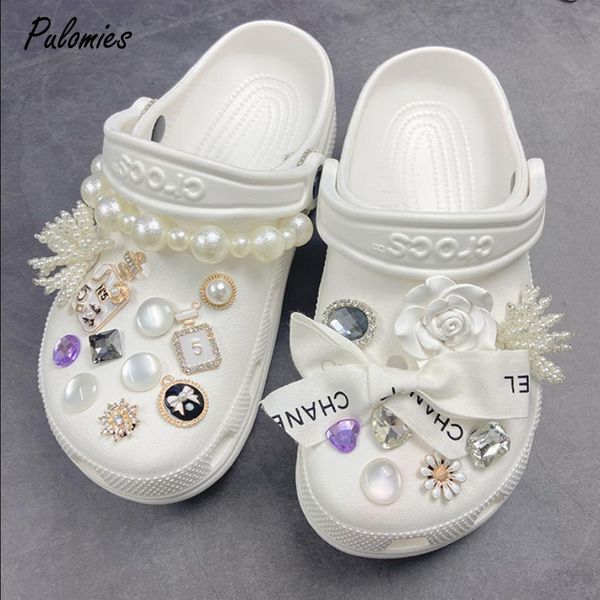 Parti di scarpe Accessori Marca Charms fai da te per scarpe Spilla Gioielli Ragazza Perla Decaration Accessori con diamanti artificiali Fibbia Catene Merletto 230801