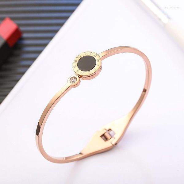 Braccialetto versione coreana semplice cristallo numeri romani braccialetto conchiglia nera braccialetti polsino di moda di lusso per gioielli da donna