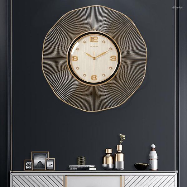 Настенные часы Quartz Kitchen Clock Большой размер Nordic Design Роскошный круглый металлический зал тихий висящий навес
