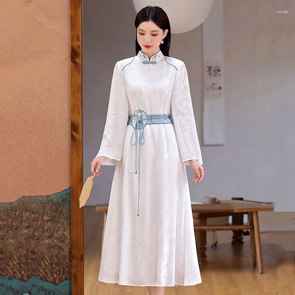 Abiti casual Qipao Primavera e autunno Young High-End Elegante stile cinese Stand Neck Pagoda Sleeve Lace-Up Lady Dress S-XXL