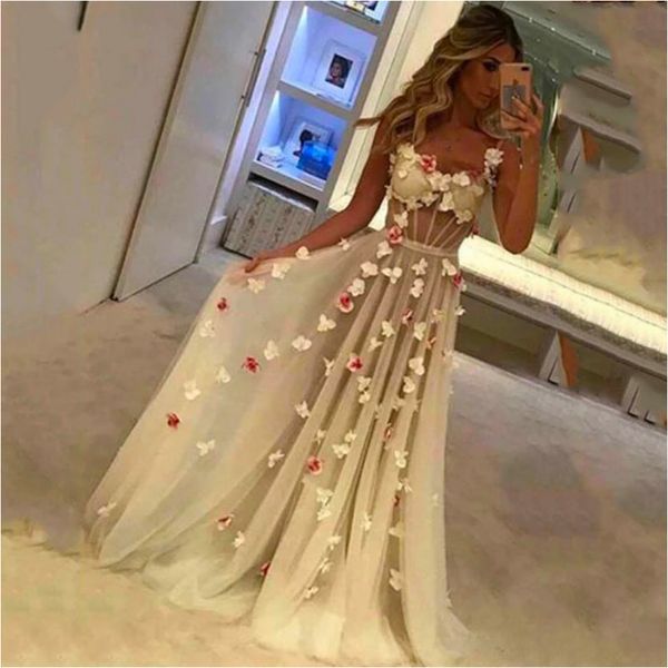 Chic 3D Flowers Long Prom Dresses Spaghetti Strap Tule Mulheres Vestidos de Noite Aberto nas Costas Princesa Vestido Formal