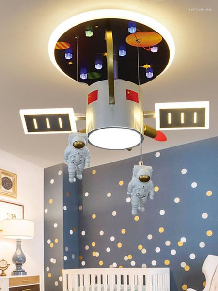 Pendelleuchten, LED-Deckenleuchte, kreativer Raum, Luftfahrt, Planetenstation, Satellitenmodell, Cartoon-Jungenzimmer, Kinderzimmer, Kronleuchter