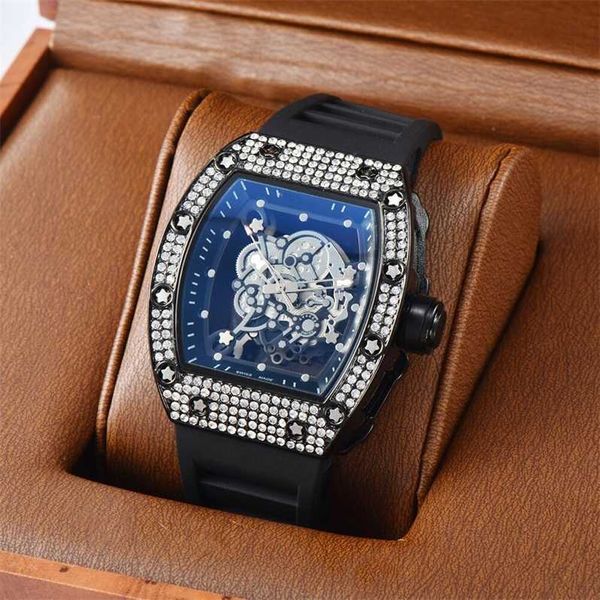 Механические часы Quart Watch Richad New Hollow Out IP Watch с трендом женских универсальных часов для женщин с логотипом с помощью поддержки настройки логотиза