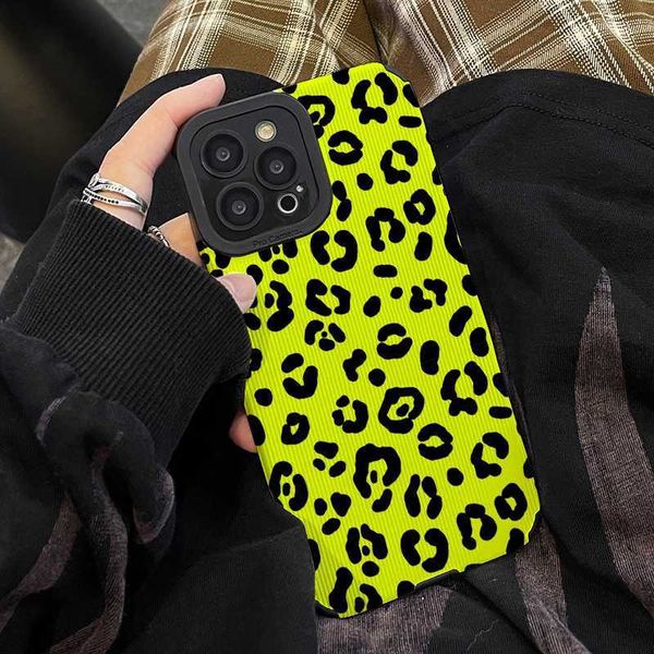 Custodie per cellulari Moda Custodia per cellulare con stampa leopardata gialla fluorescente per iPhone 14 11 13 Pro XS Max Mini XR 8 7 6 6S Plus Cover morbida in silicone L230731