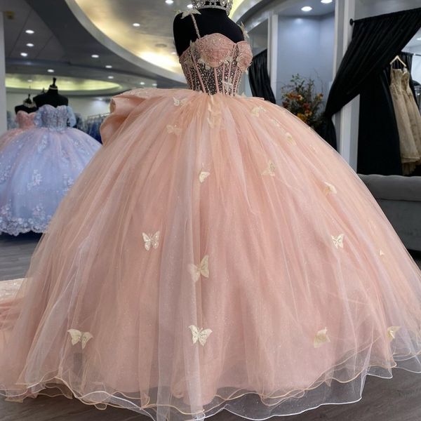 Rosa Schatz-glänzendes Ballkleid-Prinzessin-Abend-Kleider-Schmetterlings-Blumen-Schleifen-Abschlussball-formale Partei-Kleider Bonbon-16-Quinceanera-Kleid