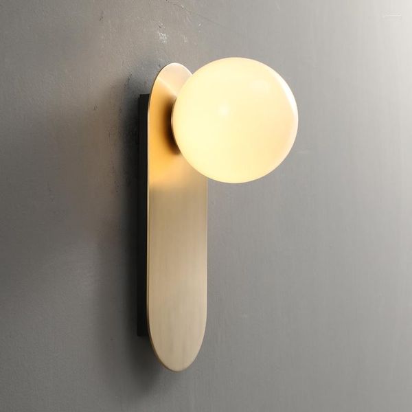 Candeeiro de parede Nordic Copper Sconce Luxo Dourado Moderno Sala de Estar Candeeiros de Parede Corredor Varanda Bola Vidro Quarto Cabeceira Luzes LED