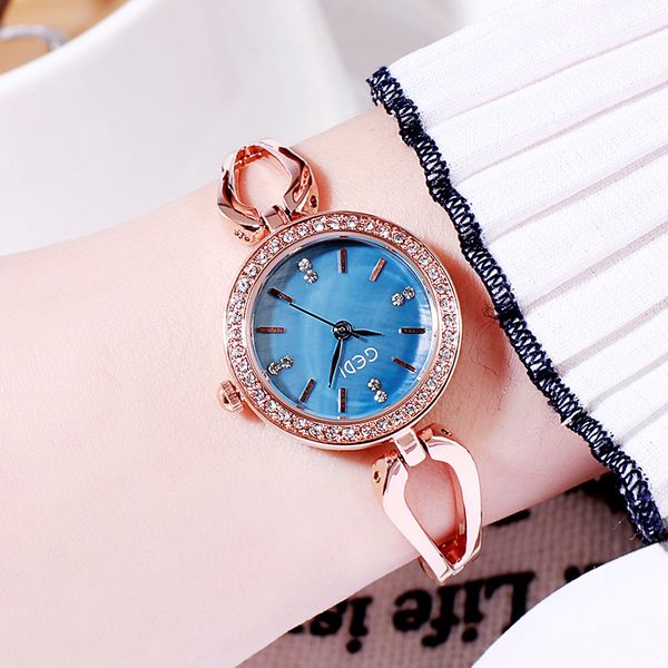 Женские часы высококачественные часы роскошного дизайнера.