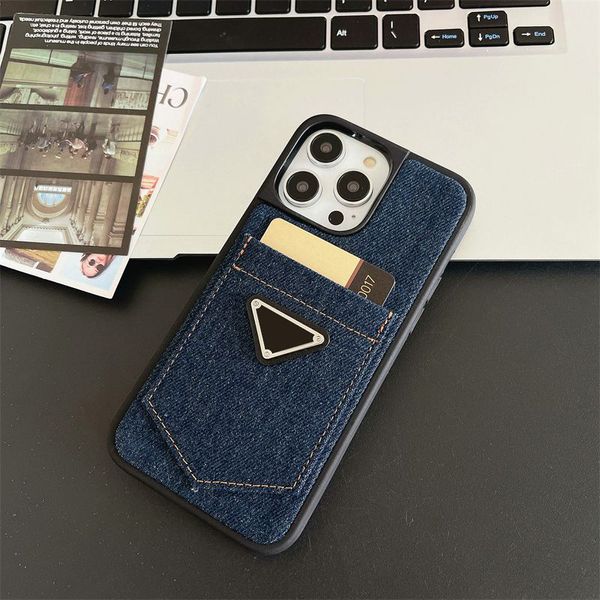 Funda de teléfono de mezclilla a la moda para hombres y mujeres IPhone 14 Pro Max 13 12 11 Xr X 7 8 funda de teléfono con bolsillo para tarjetas, funda protectora de diseñador