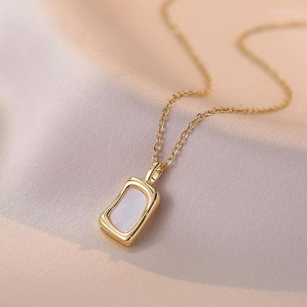 Цепи ожерелье женская интернет -знаменитость Wushi Brand Gebere Geometric Niche Light Luxury Design Sense Sense Temperument Square