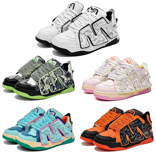 Multi Color 2023 Design Scarpe casual uomini Donne Black Bianco Pink Pink Purple Orange Blu Allenatori Sneaker sportivi per esterni