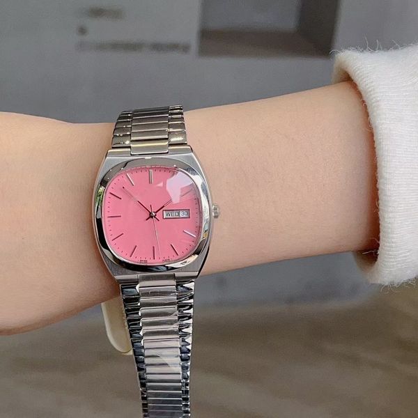 Relógios de luxo Moda quadrada Movimento de quartzo Aço inoxidável 36 mm Exibição de calendário duplo om Mostrador grande para meninas Rosa Preto Laranja Fivela dobrável Relógio feminino