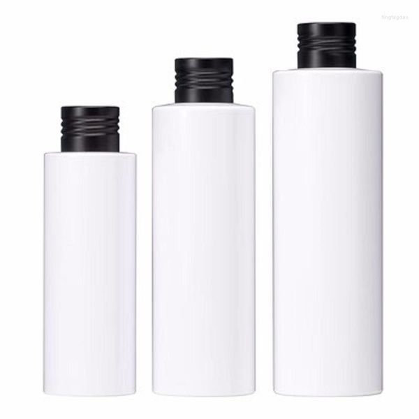 Garrafas de armazenamento garrafa de plástico branco recipiente de embalagem tampa de parafuso de alumínio preto com plugue interno 100ml 150ml 200ml recarregável 20 peças