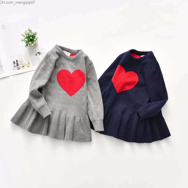 Vestidos para meninas Roupas de banho masculinas para crianças e meninas Camisola de tricô estampada Love Manga comprida decote redondo Outono Princesa Vestido com zíper 0-5T Z230803