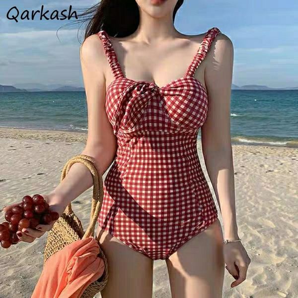 Damen-Badebekleidung Coverup Frauen Plaid Japan Stil ärmellos süßes Design College Strand Sexy Slim Urlaub Damen modisch Ins Sommer 230802