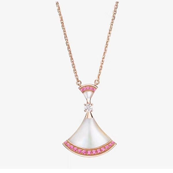 Modeschmuck Diven Traum Halsketten Designer Fächerförmige Halskette Diamanten Weiß Rosa Grün Chalcedon kleiner Rock weiblich eleganter Schmuck Designer Halskette