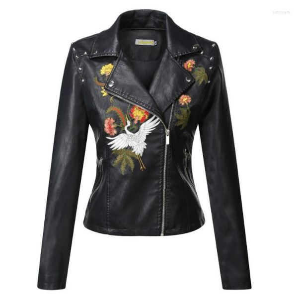 Bomber da donna in pelle da donna con fiore ricamato in ecopelle Giacca da motociclista in PU Cappotto sottile a vita alta Ricamo floreale con risvolto Rivetti Cardigan