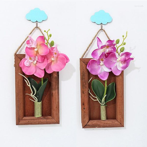 Flores decorativas Orquídea de mariposa artificial Marco de madera Po Montado en la pared para el hogar Decoración del banquete de boda Decoración de arte de mesa