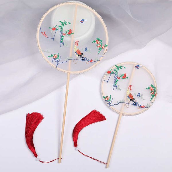 Produkte im chinesischen Stil, Fan-Anzug, runder Fan, Kinder halten Fan, Blumen-Hochzeitsgeschenke und Geschenke, Vogel-Stickerei, langer Griff, runder Fan, Tanz-Fan-Requisiten