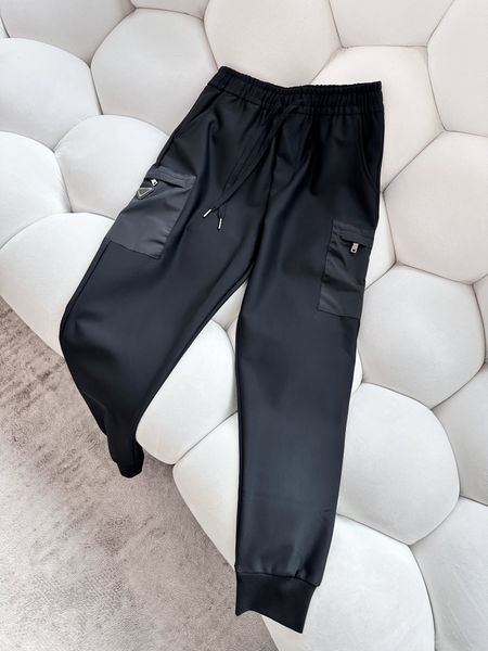 Высококачественные бренды мужские брюки Стильный карманный дизайн строчек черные грузовые брюки роскошные брюки роскошные дизайнерские брюки