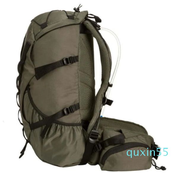 Rucksack Outdoor Products Trinkrucksack mit 3-Liter-Reservoir im Innenrahmen, Grün