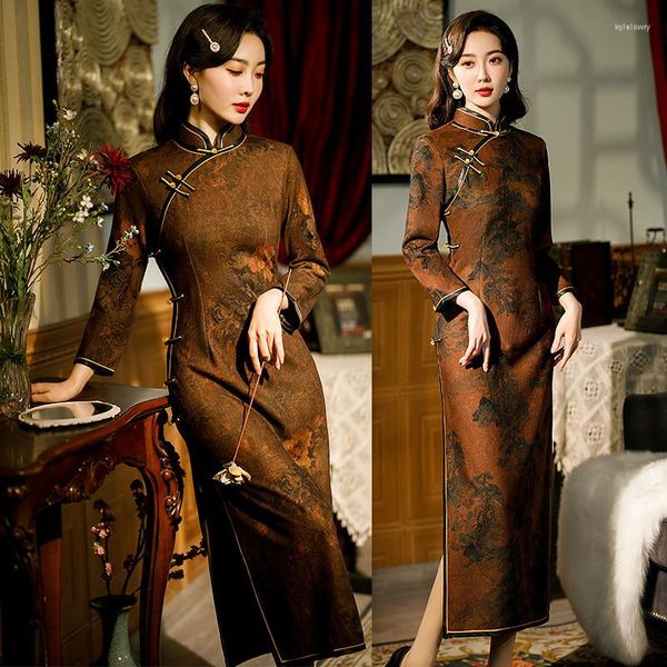 Abbigliamento etnico 2023 Donne Cheongsam cinese tradizionale Stampa vintage Abito lungo Qipao sottile Elegante passerella Vecchia Shanghai Taglie forti