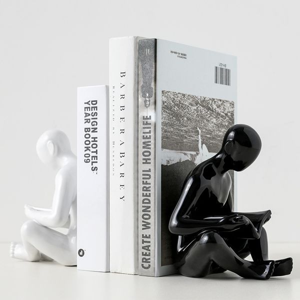 Estatuetas de objetos decorativos Leitor de livro minimalista criativo nórdico por arte suporte de cerâmica estudo escritório desktop decoração de casa stand 230804