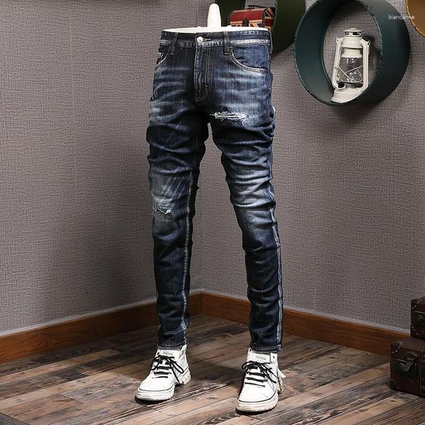 Jeans da uomo stile italiano moda uomo alta qualità vintage blu elasticizzato slim strappato ricamo designer pantaloni di marca Hombre